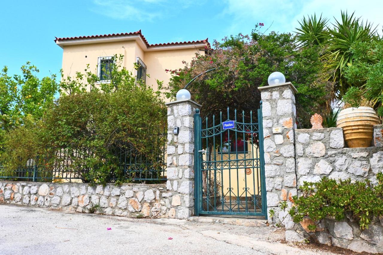 Pavlos' Cottage With Beach View Kórfos 外观 照片